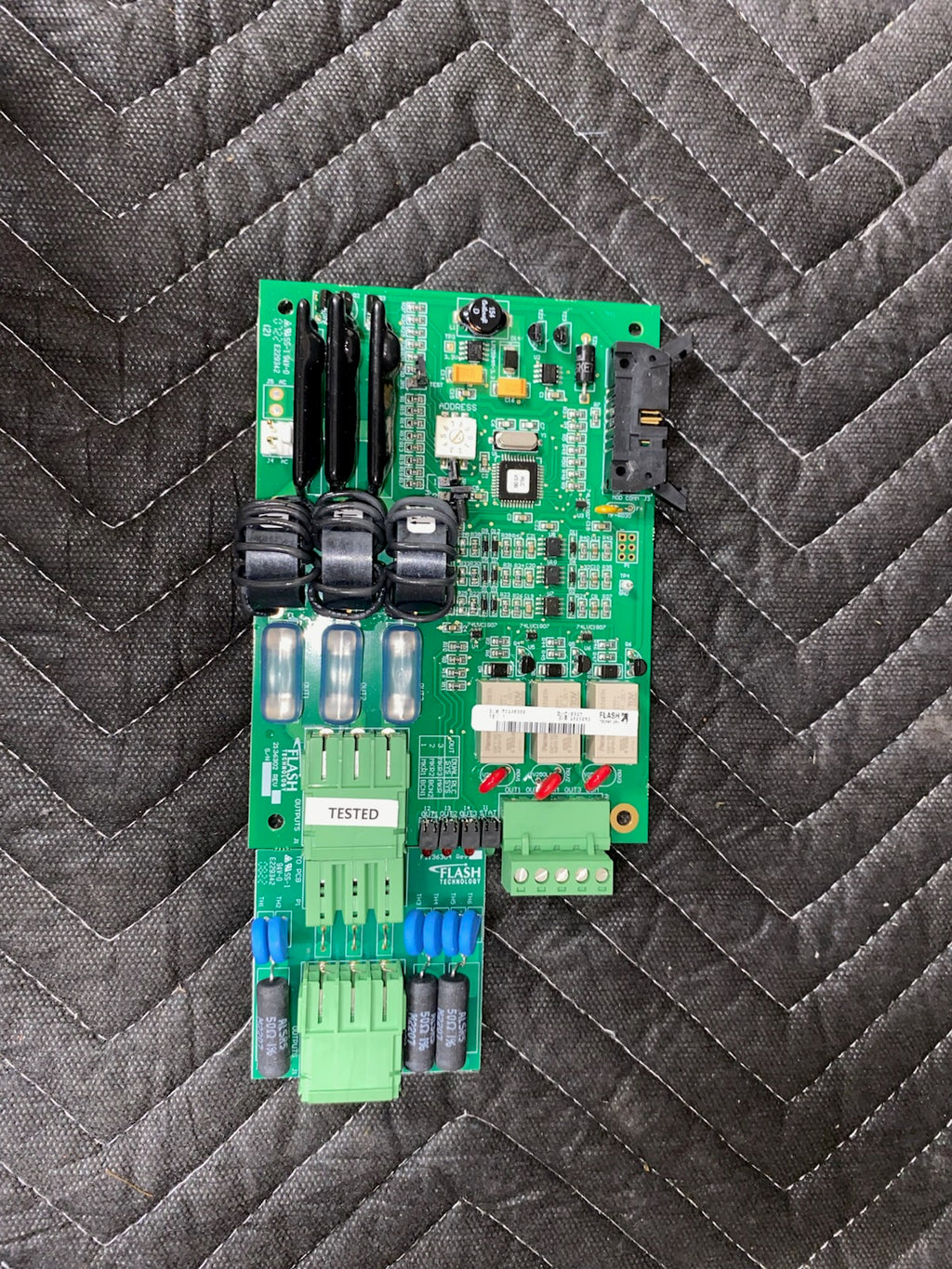 (PCB215) PCB RLC Output , Flash Technology FLC 36XX , F2136302 , 21363 ...